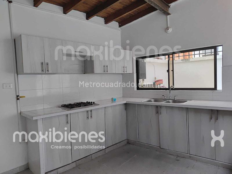Piso – Medellín, Los Conquistadores, Laureles-Estadio - Más