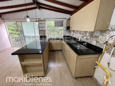 Apartamento en venta en Buenos Aires, Medellín · foto 2 de 14
