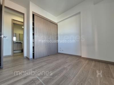 Apartamento de 3 alcobas en venta en Centro, Rionegro, 91 m² · foto 13 de 18