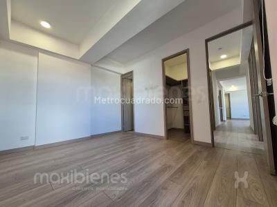 Apartamento de 3 alcobas en venta en Centro, Rionegro, 91 m² · foto 15 de 18