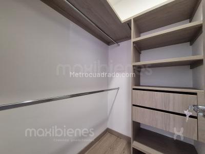Apartamento de 3 alcobas en venta en Centro, Rionegro, 91 m² · foto 17 de 18
