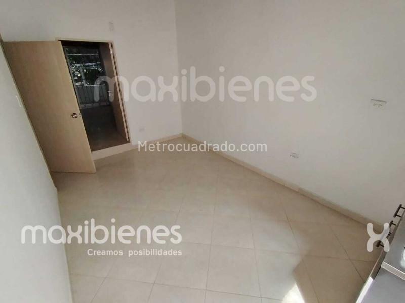 2BR Apartment in Laureles (45 m²) - 4