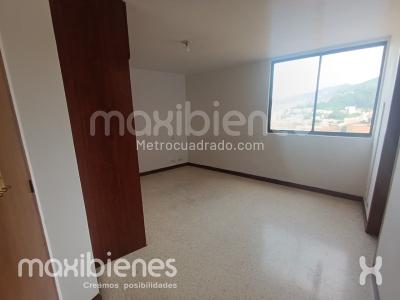 Apartamento de 3 alcobas en arriendo en La Castellana, Medellín, 100 m² · foto 12 de 20