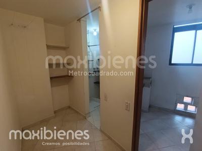 Apartamento de 3 alcobas en arriendo en La Castellana, Medellín, 100 m² · foto 16 de 20