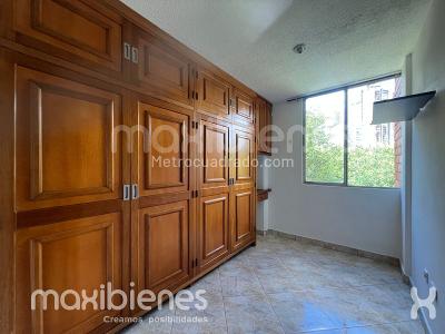 Apartamento de 3 alcobas en arriendo en Loma Del Indio, Medellín, 70 m² · foto 8 de 15