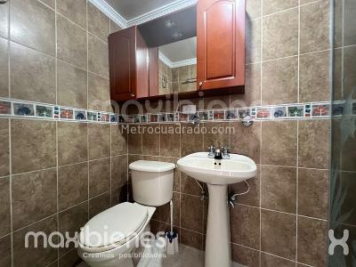 Apartamento de 3 alcobas en arriendo en Loma Del Indio, Medellín, 70 m² · foto 14 de 15