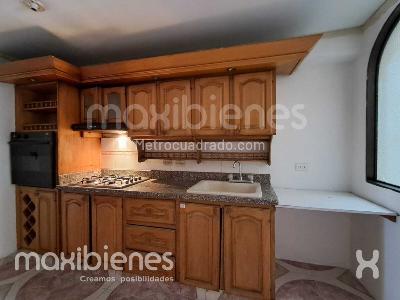 Casa en arriendo en Calatrava, Itagüí · foto 2 de 12