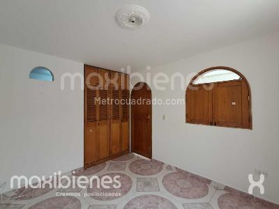 Casa en arriendo en Calatrava, Itagüí · foto 9 de 12