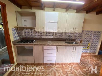 Apartamento en arriendo en Caicedo, Medellín · foto 3 de 11