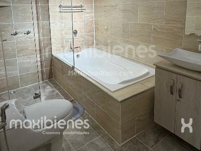 Casa de 4 alcobas en venta en Santa Teresita, Medellín, 440 m² · foto 7 de 20