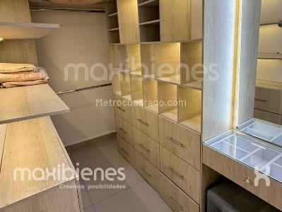 Casa de 4 alcobas en venta en Santa Teresita, Medellín, 440 m² · foto 14 de 20