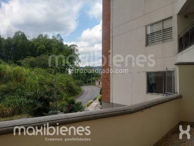 Apartamento de 2 alcobas en venta en Las Lomitas, Sabaneta, 103 m² · foto 12 de 16