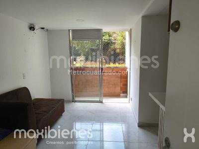 Apartamento en venta en Pajarito, Medellín · foto 5 de 13