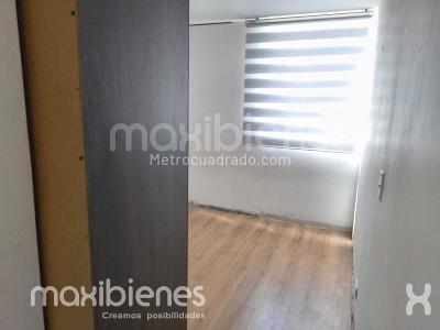 Apartamento en venta en Pajarito, Medellín · foto 6 de 13