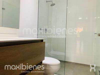 Apartamento en arriendo en San Lucas, Medellín · foto 12 de 14