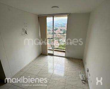 Apartamento en venta en San Antonio De Prado, Medellín · foto 2 de 11