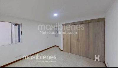 Apartamento de 1 alcoba en venta en Laureles, Medellín, 67 m² · foto 8 de 16