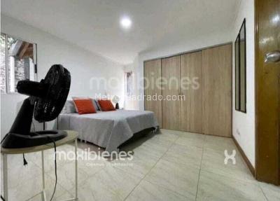 Apartamento de 1 alcoba en venta en Laureles, Medellín, 67 m² · foto 12 de 16