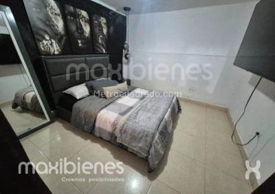 Casa de 4 alcobas en venta en Manrique Central 1, Medellín, 150 m² · foto 2 de 11