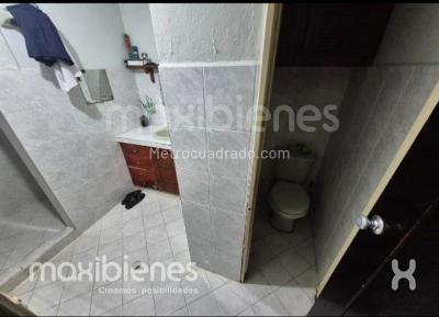 Casa de 4 alcobas en venta en Manrique Central 1, Medellín, 150 m² · foto 6 de 11