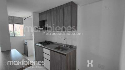 Apartamento en venta en Ditaires, Itagüí · foto 3 de 13