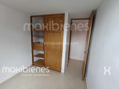 Apartamento de 3 alcobas en arriendo en Calasanz, Medellín, 82 m² · foto 7 de 17