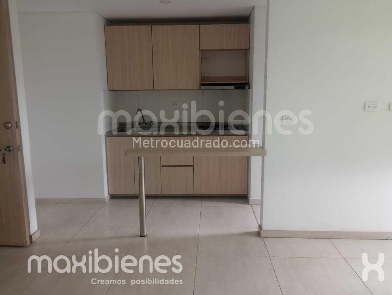 Apartamento en Arriendo, Ditaires, Itagui - 4