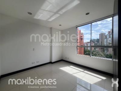 Apartamento de 2 alcobas en arriendo en El Poblado, Medellín, 130 m² · foto 10 de 14