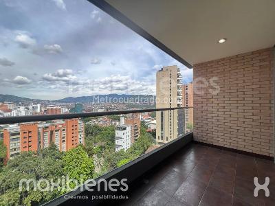 Apartamento de 2 alcobas en arriendo en El Poblado, Medellín, 130 m² · foto 9 de 14