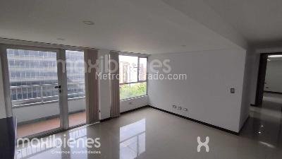 Apartamento de 3 alcobas en arriendo en El Poblado, Medellín, 70 m² · foto 2 de 16