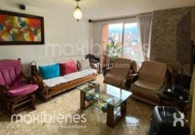 Apartamento en venta en Laureles, Medellín · foto 2 de 11
