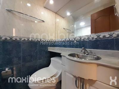 Apartamento de 3 alcobas en arriendo en Loma Del Indio, Medellín, 60 m² · foto 12 de 14