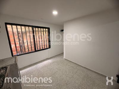Apartamento de 2 alcobas en arriendo en Manrique Central 1, Medellín, 45 m² · foto 11 de 14