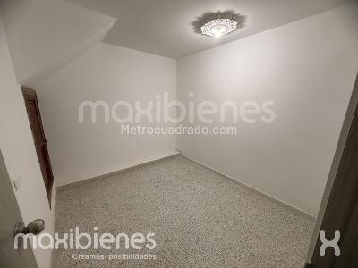 Apartamento de 2 alcobas en arriendo en Manrique Central 1, Medellín, 45 m² · foto 8 de 14