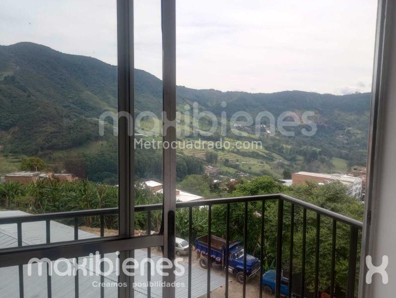 Piso – Medellín, San Antonio de Prado - Vista 2