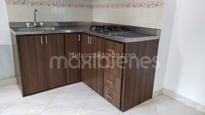 Apartamento en venta en San Antonio De Prado, Medellín · foto 2 de 9
