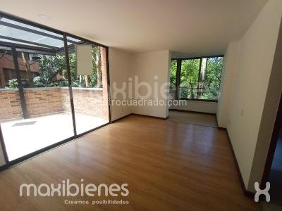 Apartamento de 3 alcobas en arriendo en Los Balsos, Medellín, 130 m² · foto 5 de 13