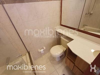 Apartamento de 3 alcobas en arriendo en Los Balsos, Medellín, 130 m² · foto 12 de 13