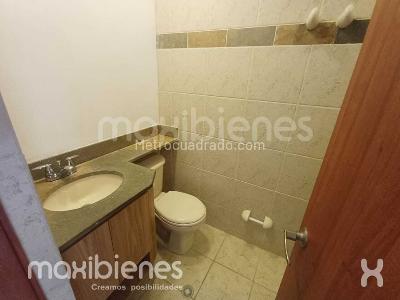Apartamento de 3 alcobas en arriendo en Los Balsos, Medellín, 130 m² · foto 13 de 13
