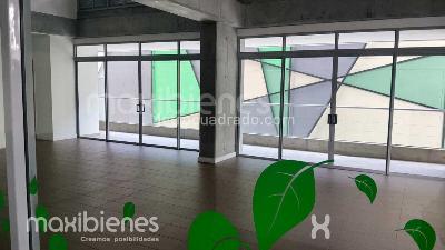 Apartamento de 3 alcobas en arriendo en El Poblado, Medellín, 110 m² · foto 14 de 19