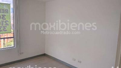 Apartamento de 3 alcobas en arriendo en El Poblado, Medellín, 110 m² · foto 8 de 19