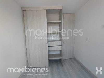 Apartamento de 2 alcobas en arriendo en Los Colores, Medellín, 70 m² · foto 10 de 19