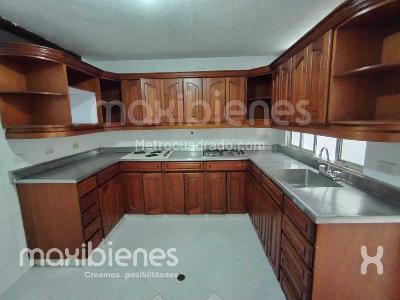 Casa en Arriendo, Laureles, Medellín
