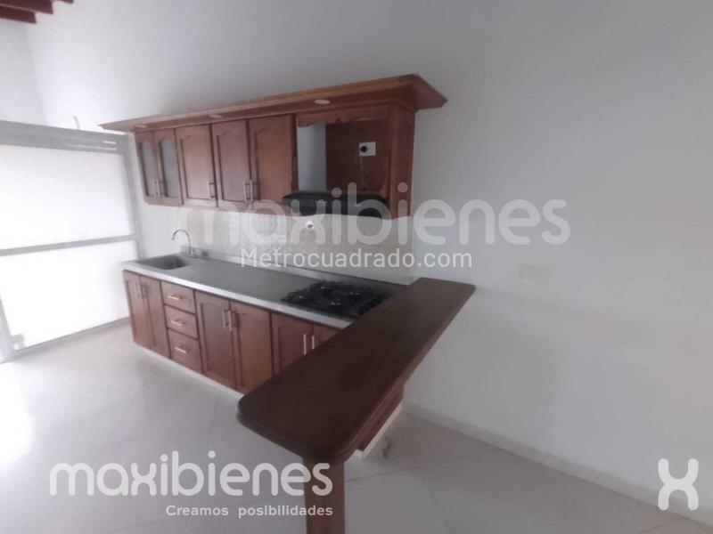 Comfortable 3BR Apartment for Rent in Barbosa (Calle Nueva)