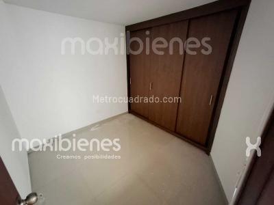 Apartamento de 3 alcobas en arriendo en Los Colores, Medellín, 120 m² · foto 6 de 15
