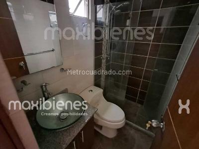 Apartamento de 3 alcobas en arriendo en Los Colores, Medellín, 120 m² · foto 11 de 15