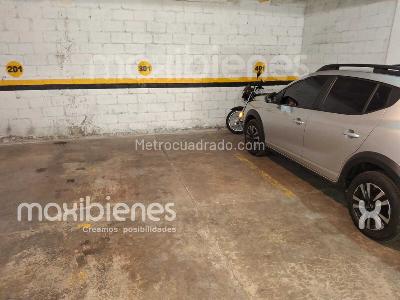 Apartamento de 3 alcobas en arriendo en Los Colores, Medellín, 120 m² · foto 14 de 15
