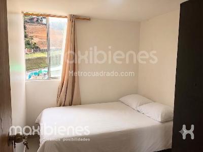 Apartamento en venta en Pajarito, Medellín · foto 6 de 8