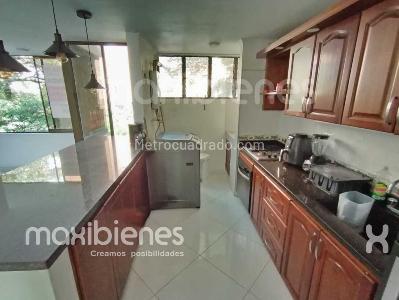 Apartamento de 4 alcobas en arriendo en Conquistadores, Medellín, 110 m² · foto 4 de 15