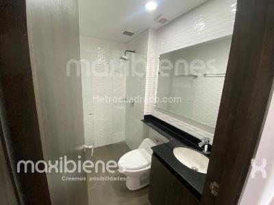 Apartamento de 3 alcobas en venta en La Navarra, Bello, 70 m² · foto 7 de 11